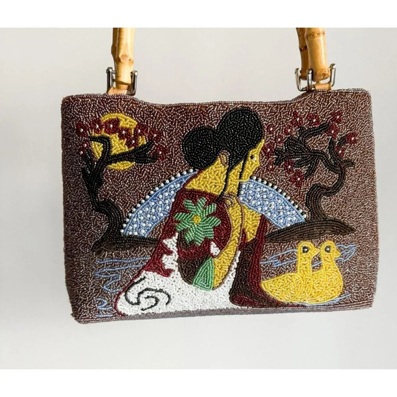 Vintage Fully Beaded Colourful Geisha Themed Bamboo Handle Purse - Picture 5 of 10